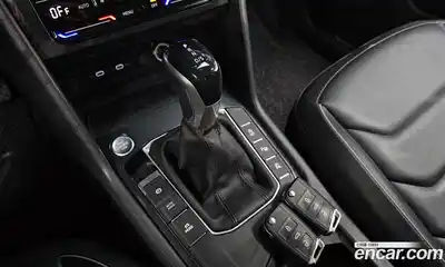 Volkswagen Tiguan 2021 2.0 гидро в Москве № 1197858, миниатюра 8