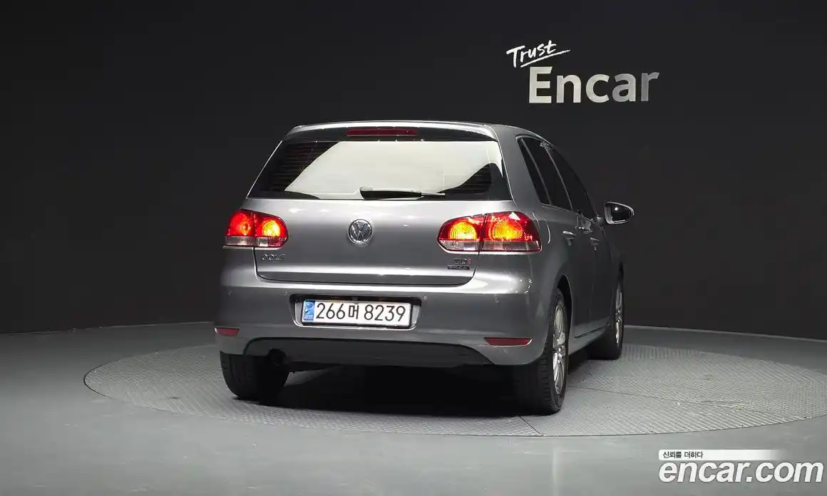 Volkswagen Golf 2011 1.6 гидро в Москве № 1197889, фото 4