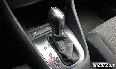 Volkswagen Golf 2011 1.6 гидро в Москве № 1197889, миниатюра 9