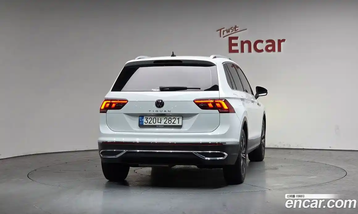 Volkswagen Tiguan 2022 2.0 гидро в Москве № 1197917, фото 4