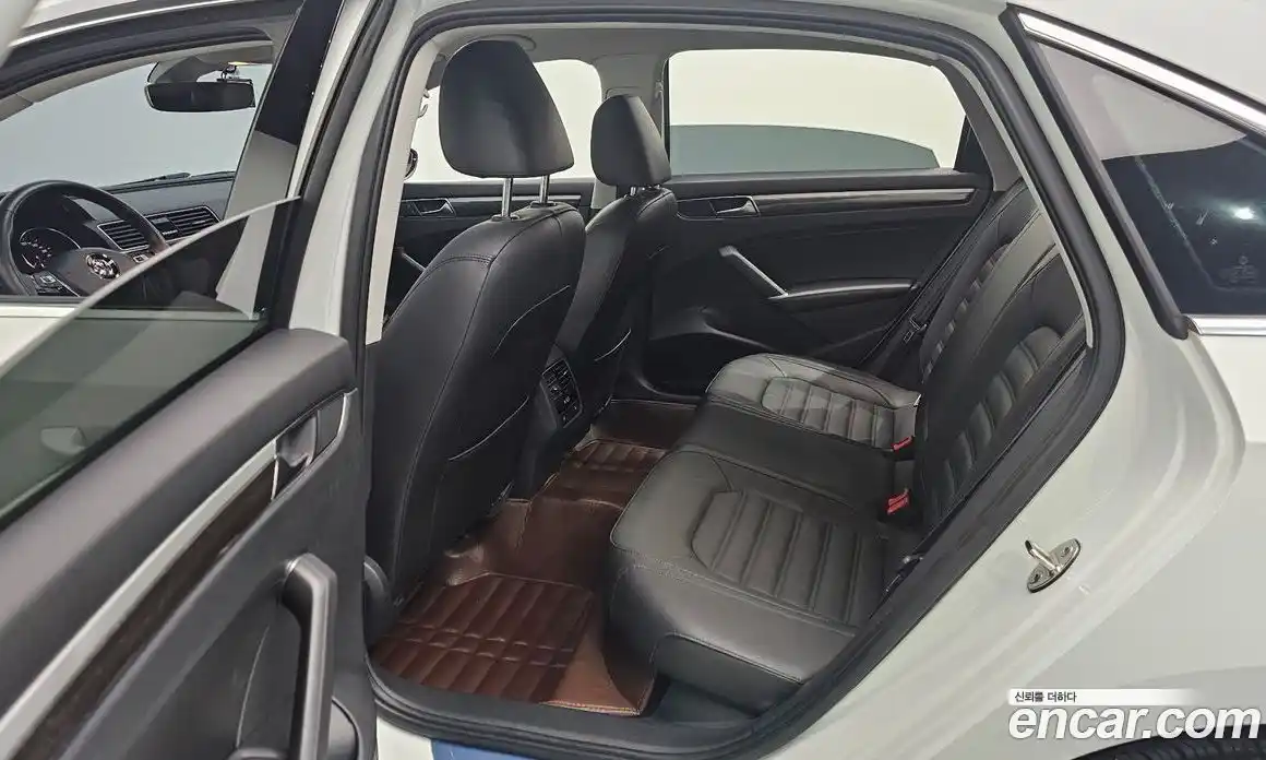Volkswagen Passat 2018 2.0 гидро в Москве № 1197969, фото 12