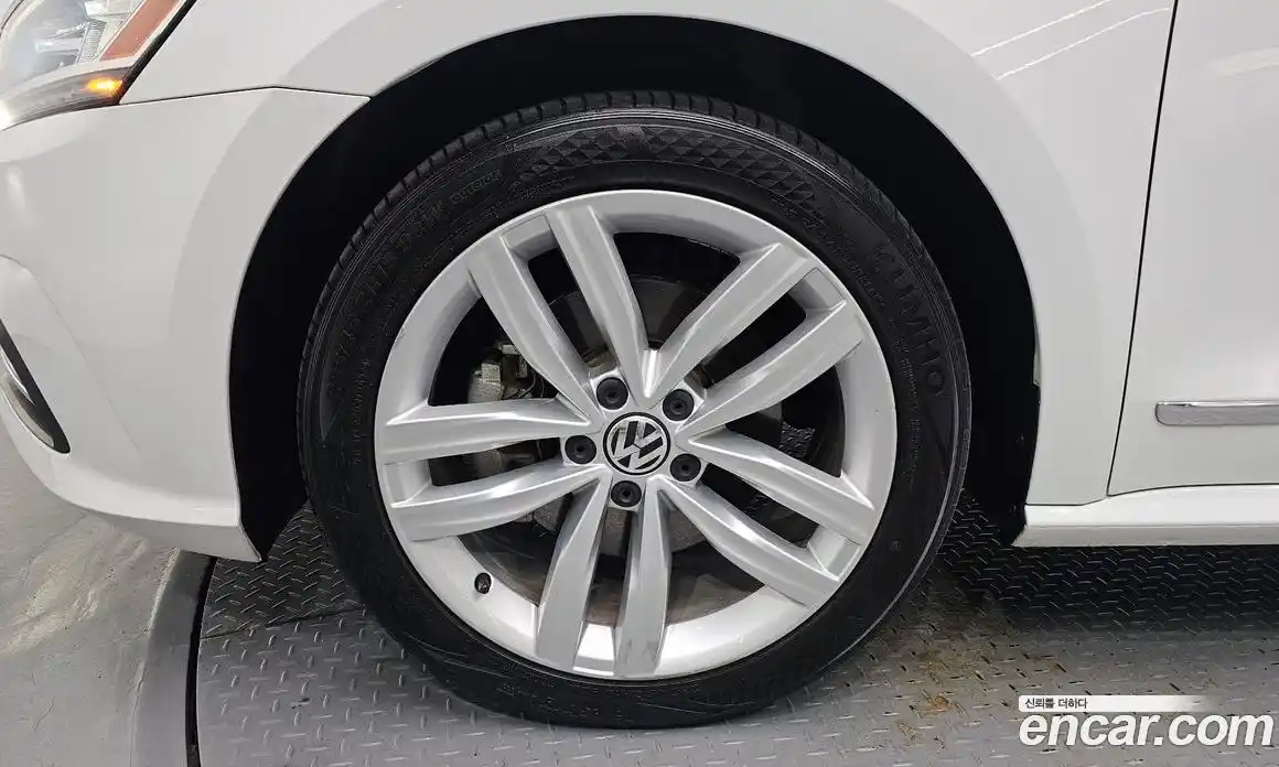 Volkswagen Passat 2018 2.0 гидро в Москве № 1197969, фото 5