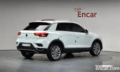Volkswagen T-Roc, 2021