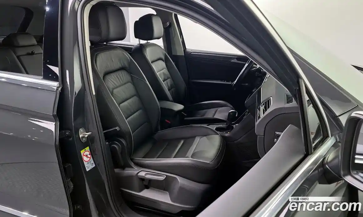 Volkswagen Tiguan 2020 2.0 гидро в Москве № 1197994, фото 12