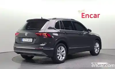 Volkswagen Tiguan 2020 2.0 гидро в Москве № 1197994, миниатюра 2