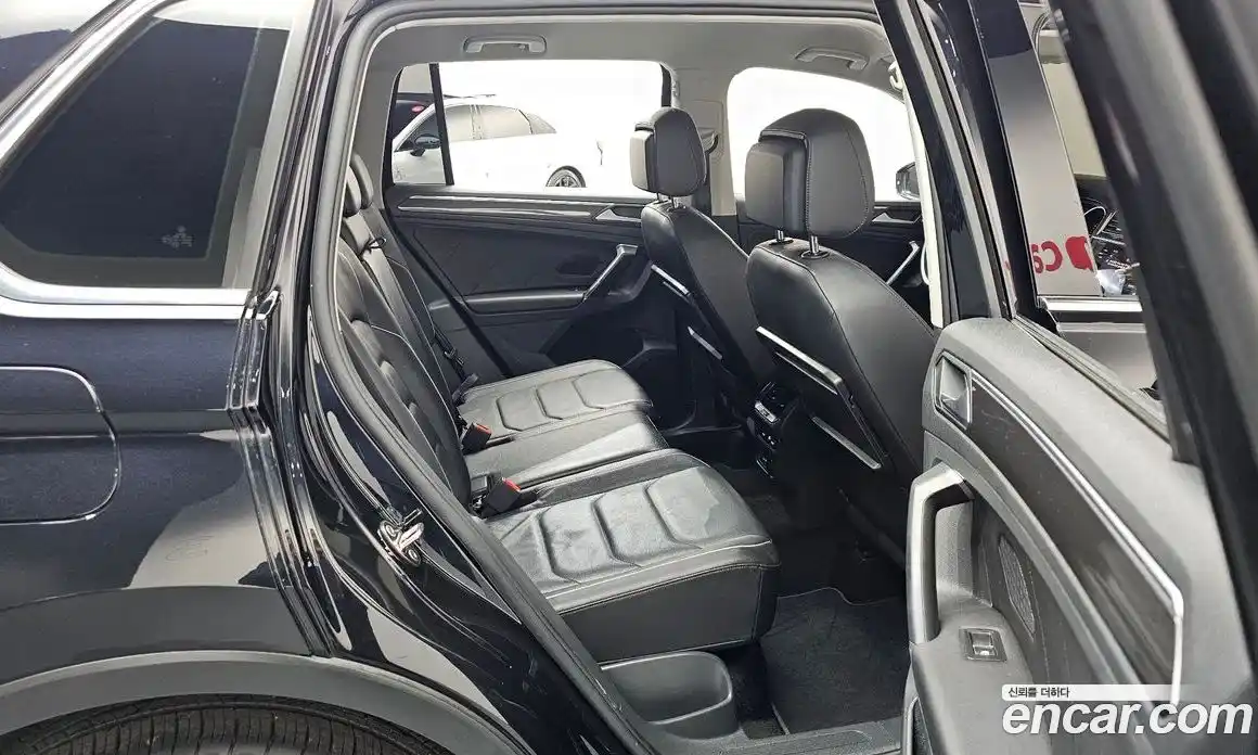 Volkswagen Tiguan 2020 2.0 гидро в Москве № 1198076, фото 12