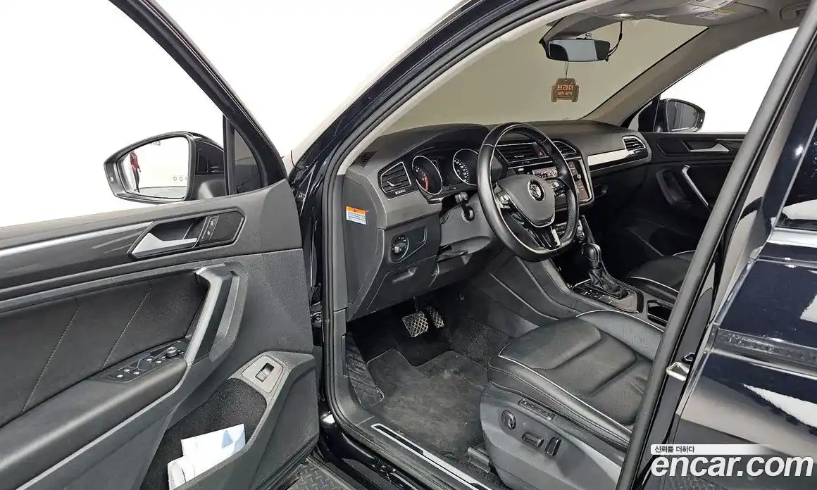 Volkswagen Tiguan 2020 2.0 гидро в Москве № 1198076, фото 10