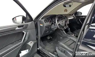 Volkswagen Tiguan 2020 2.0 гидро в Москве № 1198076, миниатюра 10