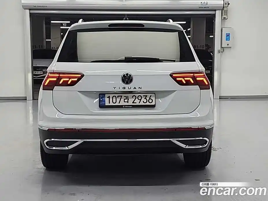 Volkswagen Tiguan 2022 2.0 гидро в Москве № 1198354, фото 3
