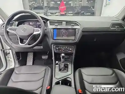 Volkswagen Tiguan 2022 2.0 гидро в Москве № 1198354, миниатюра 7