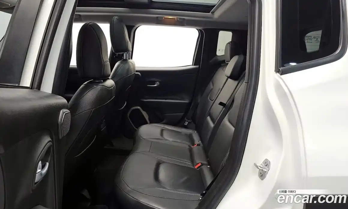 Jeep Renegade 2017 2.0 гидро в Москве № 1198556, фото 12