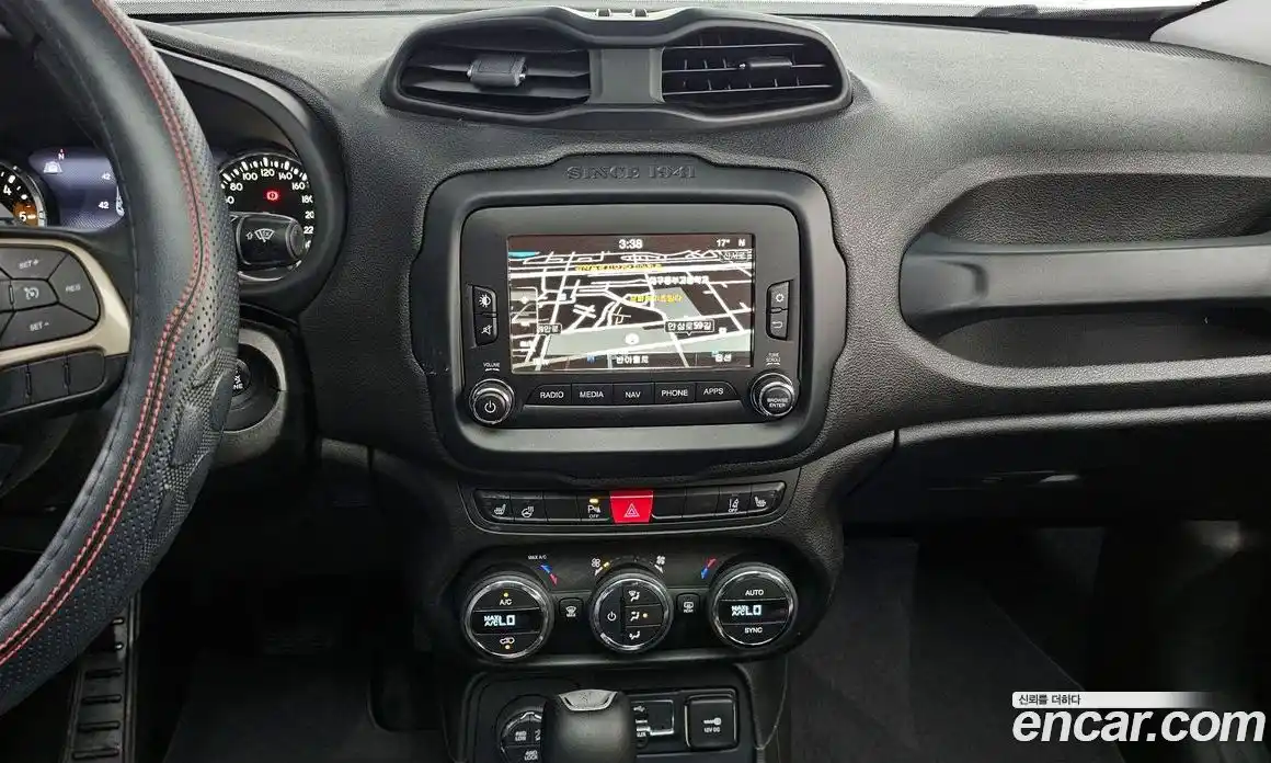 Jeep Renegade 2017 2.0 гидро в Москве № 1198556, фото 15