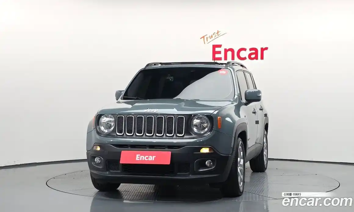 Jeep Renegade 2016 2.4 гидро в Москве № 1198575, фото 3