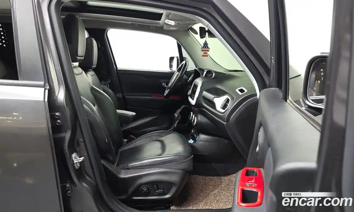 Jeep Renegade 2017 2.0 гидро в Москве № 1198639, фото 10