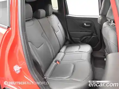 Jeep Renegade 2019 2.4 гидро в Москве № 1198731, миниатюра 12