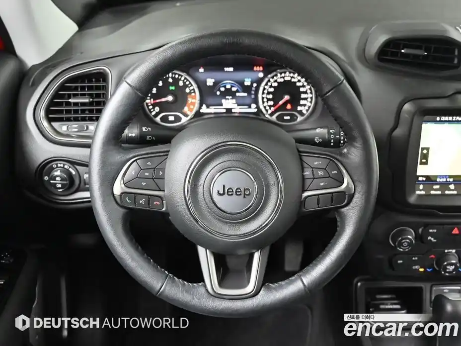 Jeep Renegade 2019 2.4 гидро в Москве № 1198731, фото 13
