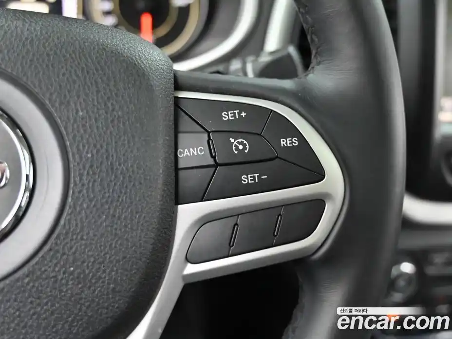 Jeep Cherokee 2017 2.2 гидро в Москве № 1198771, фото 16