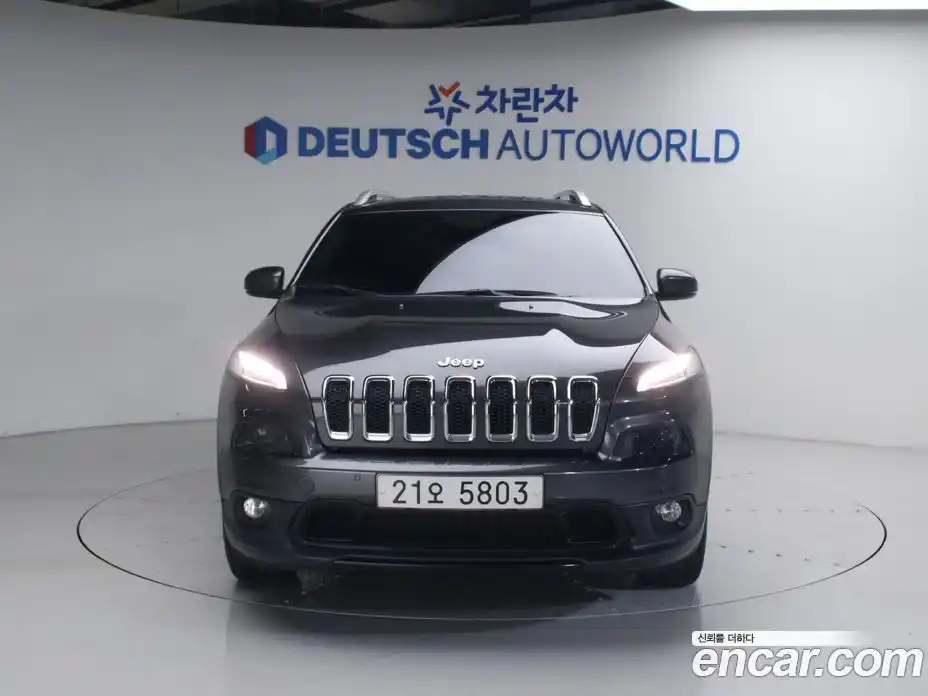 Jeep Cherokee 2017 2.2 гидро в Москве № 1198771, фото 3