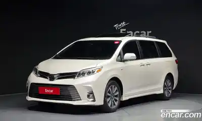 Toyota Sienna, 2018