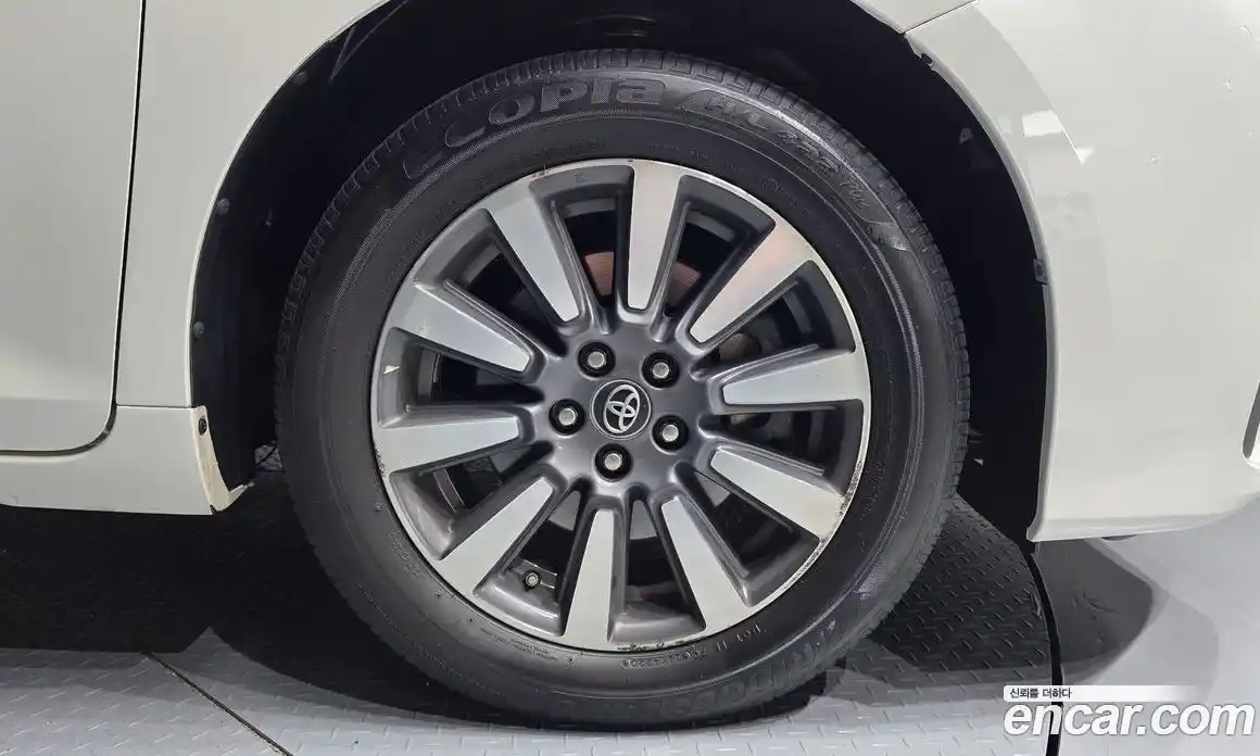 Toyota Sienna 2018 3.5 гидро в Москве № 1198861, фото 5
