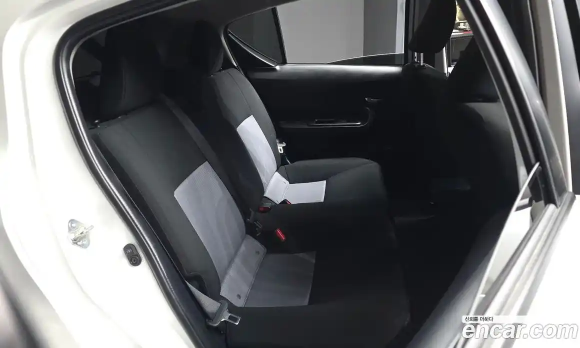 Toyota Prius 2019 1.5 гидро в Москве № 1198866, фото 12