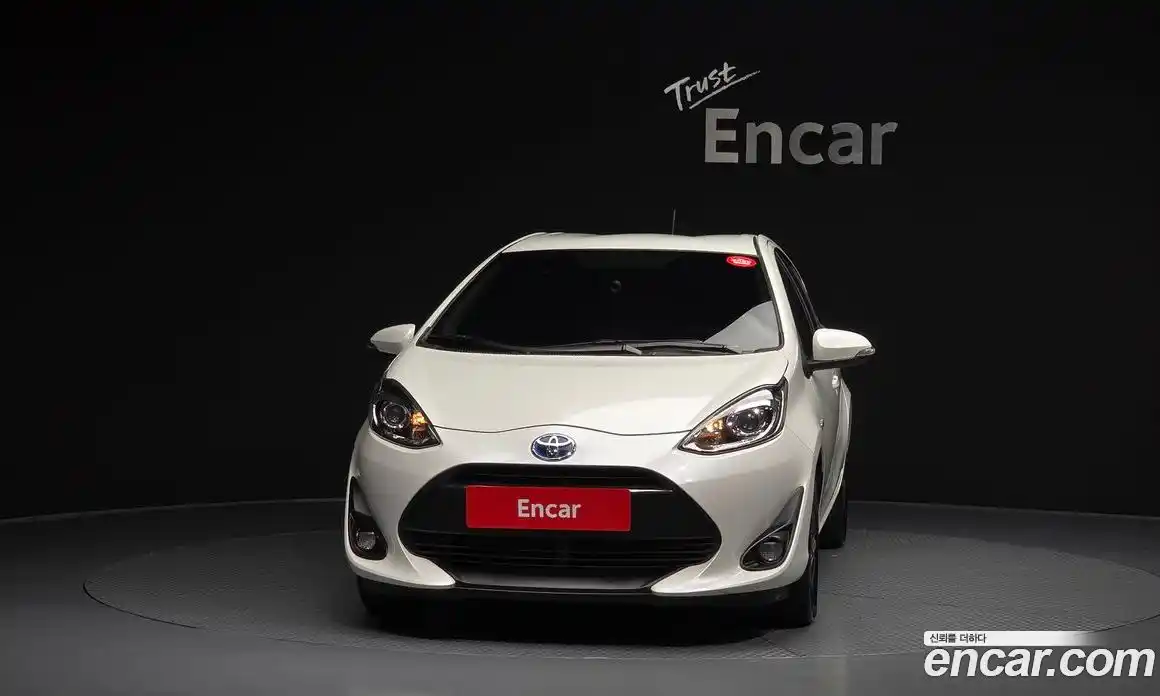 Toyota Prius 2019 1.5 гидро в Москве № 1198866, фото 3