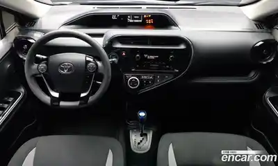 Toyota Prius 2019 1.5 гидро в Москве № 1198866, миниатюра 7