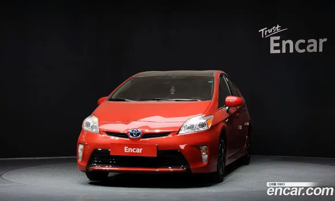Toyota Prius 2014 1.8 гидро в Москве № 1198892, фото 3