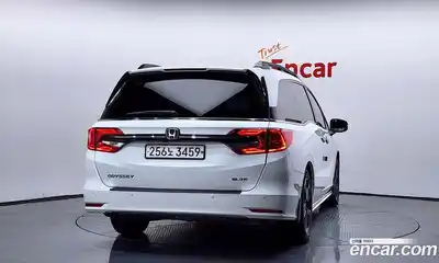 Honda Odyssey 2023 3.5 гидро в Москве № 1198987, миниатюра 4