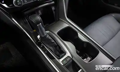 Honda Accord 2018 1.5 гидро в Москве № 1199017, миниатюра 9