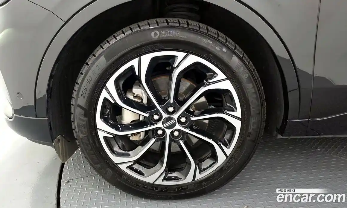 Lincoln Nautilus 2023 2.0 гидро в Москве № 1199559, фото 5