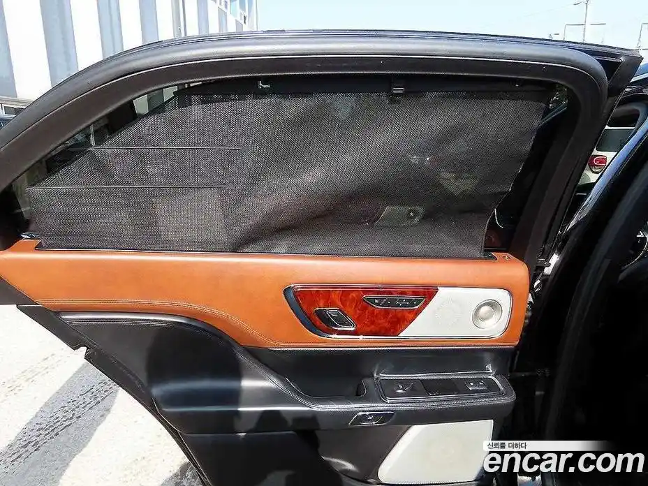 Lincoln Continental 2017 3.0 гидро в Москве № 1199631, фото 14