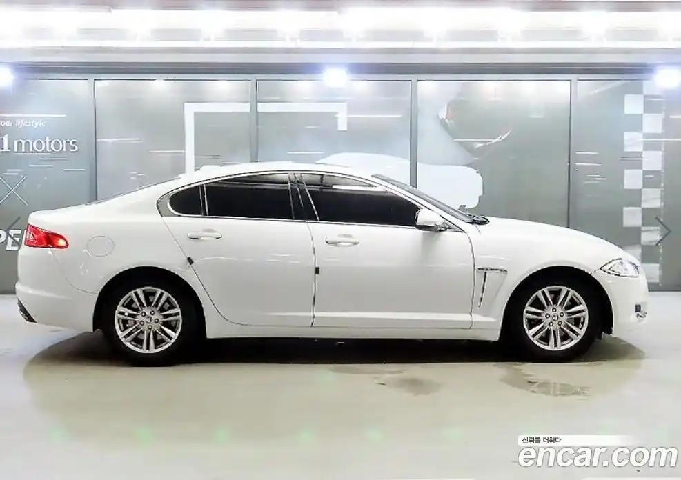 Jaguar XF 2011 3.0 гидро в Москве № 1199869, фото 3
