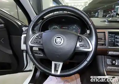 Jaguar XF 2011 3.0 гидро в Москве № 1199869, миниатюра 8