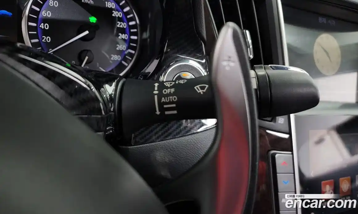 Infiniti Q50 2015 3.5 гидро в Москве № 1199958, фото 14