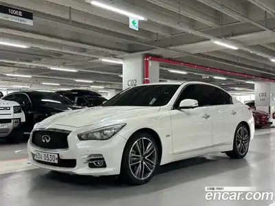Infiniti Q50, 2015