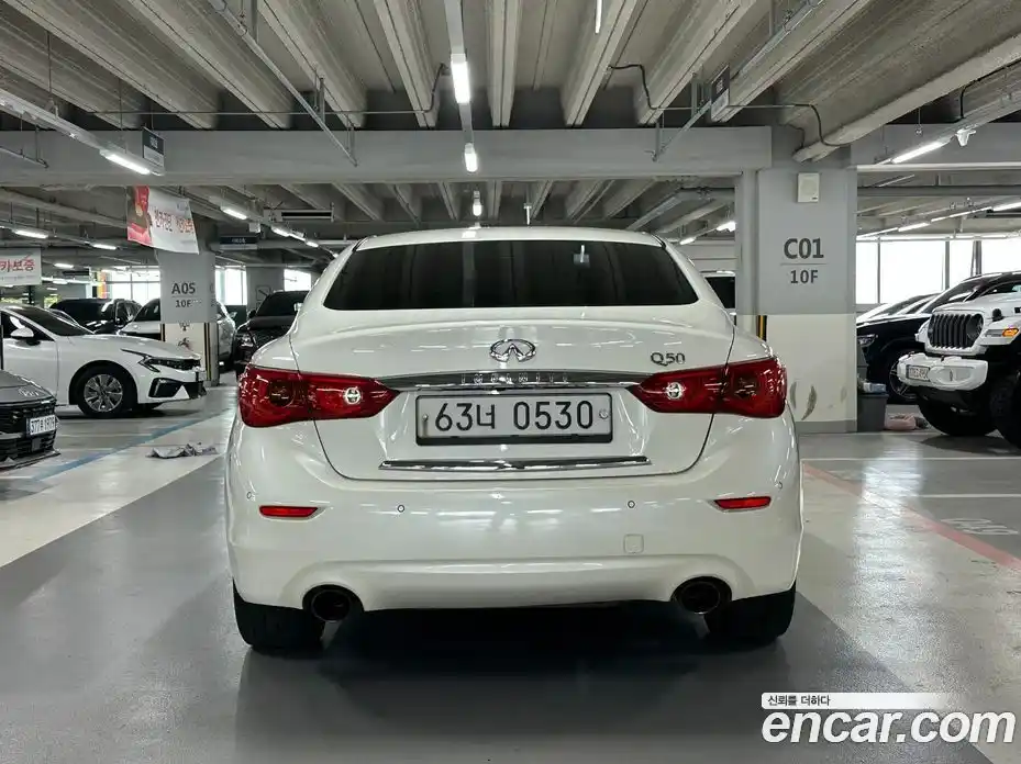 Infiniti Q50 2015 2.1 гидро в Москве № 1200017, фото 4