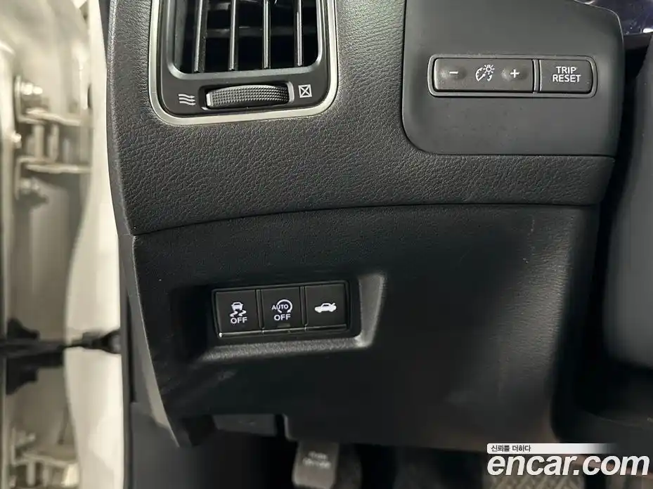 Infiniti Q50 2015 2.1 гидро в Москве № 1200017, фото 9