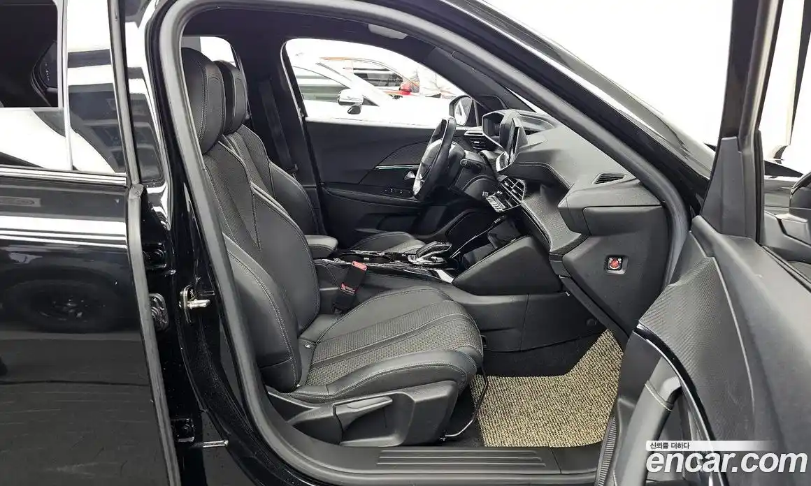 Peugeot 2008 2021 0.1 гидро в Москве № 1200106, фото 11