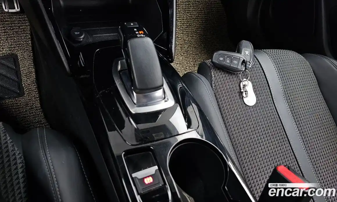 Peugeot 2008 2021 0.1 гидро в Москве № 1200106, фото 9