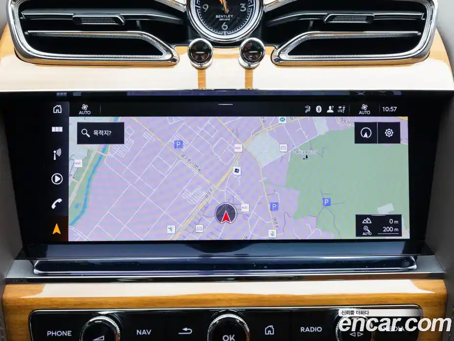 Bentley Bentayga 2025 4.0 гидро в Москве № 1200408, фото 18