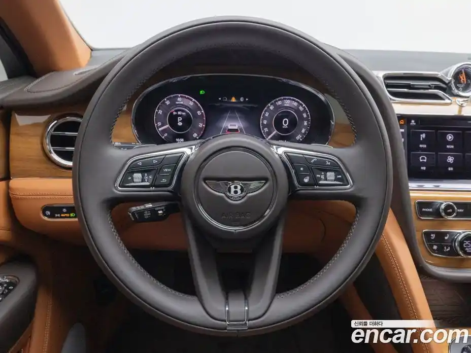 Bentley Bentayga 2025 4.0 гидро в Москве № 1200408, фото 20