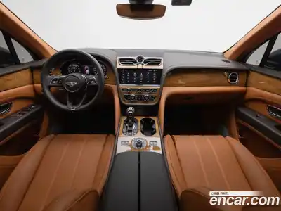 Bentley Bentayga 2025 4.0 гидро в Москве № 1200408, миниатюра 6