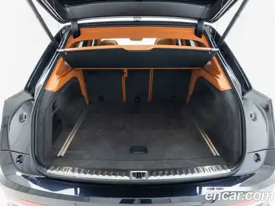 Bentley Bentayga 2025 4.0 гидро в Москве № 1200408, миниатюра 9