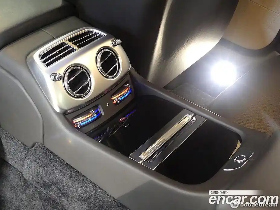 Rolls-Royce Wraith 2016 6.6 гидро в Москве № 1200456, фото 17