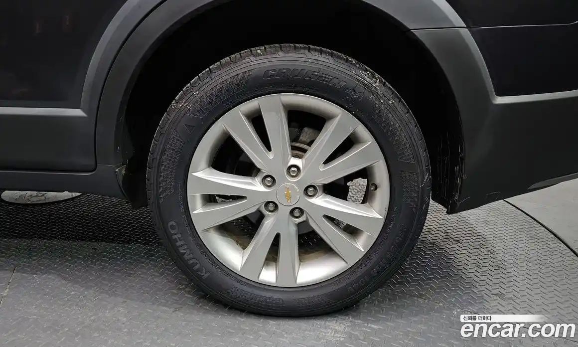 Chevrolet Captiva 2014 2.0 Автомат в Москве № 1216157, фото 5