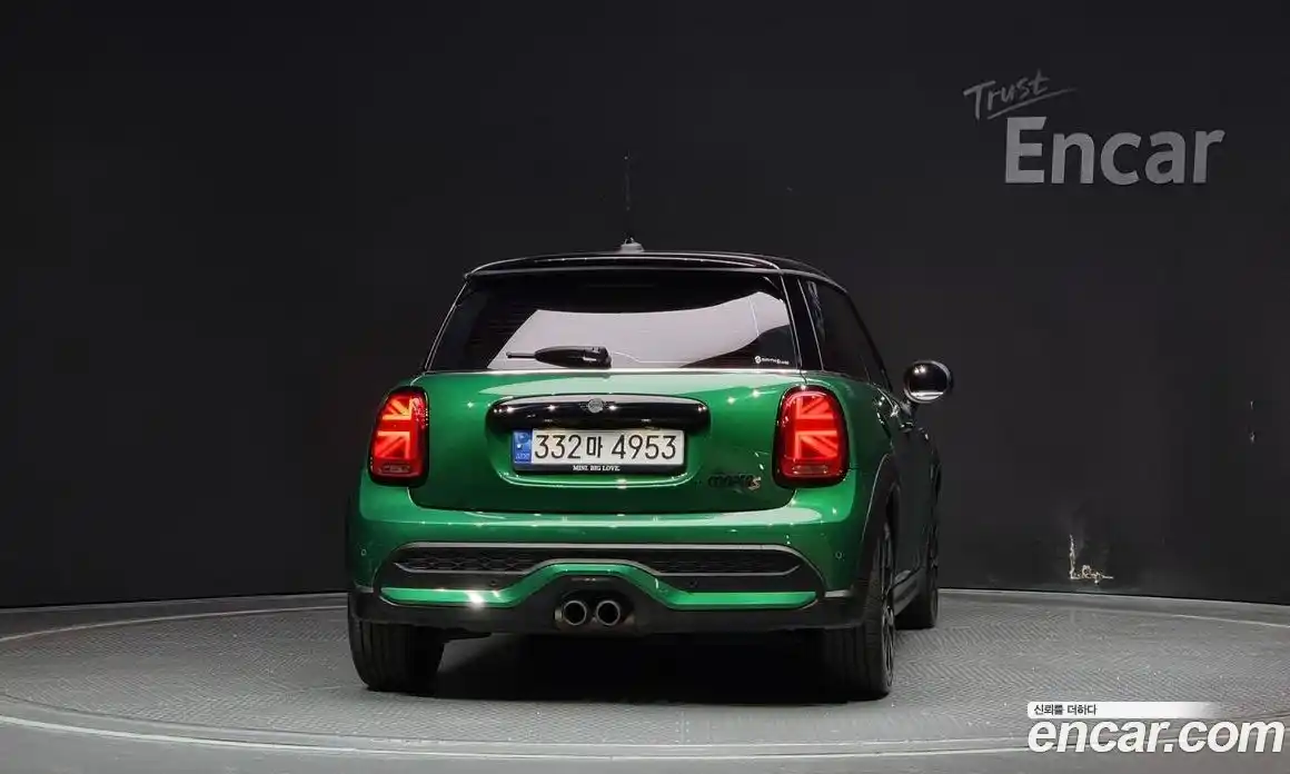 Mini Cooper 2023 2.0 гидро в Москве № 167016, фото 4