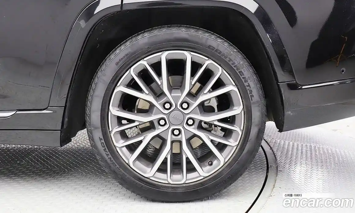 Jeep Cherokee 2021 3.6 гидро в Москве № 169994, фото 6