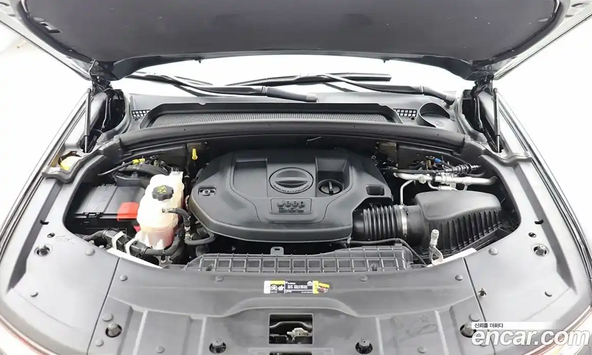 Jeep Cherokee 2021 3.6 гидро в Москве № 169994, фото 9
