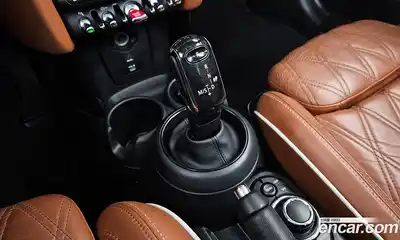 Mini Cooper Convertible 2022 2.0 гидро в Москве № 210997, миниатюра 9